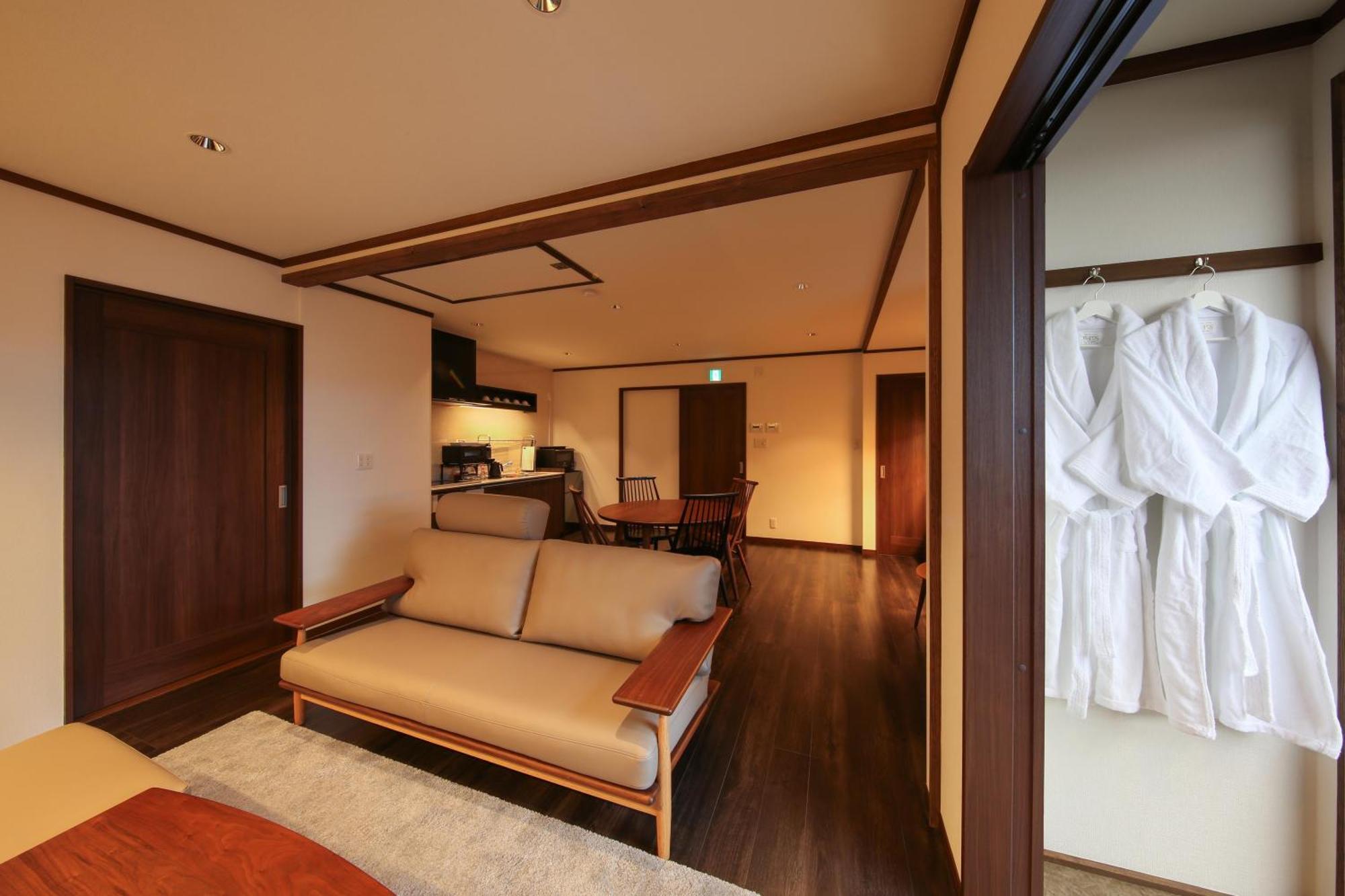 Romanstay Takayama  Eksteriør billede