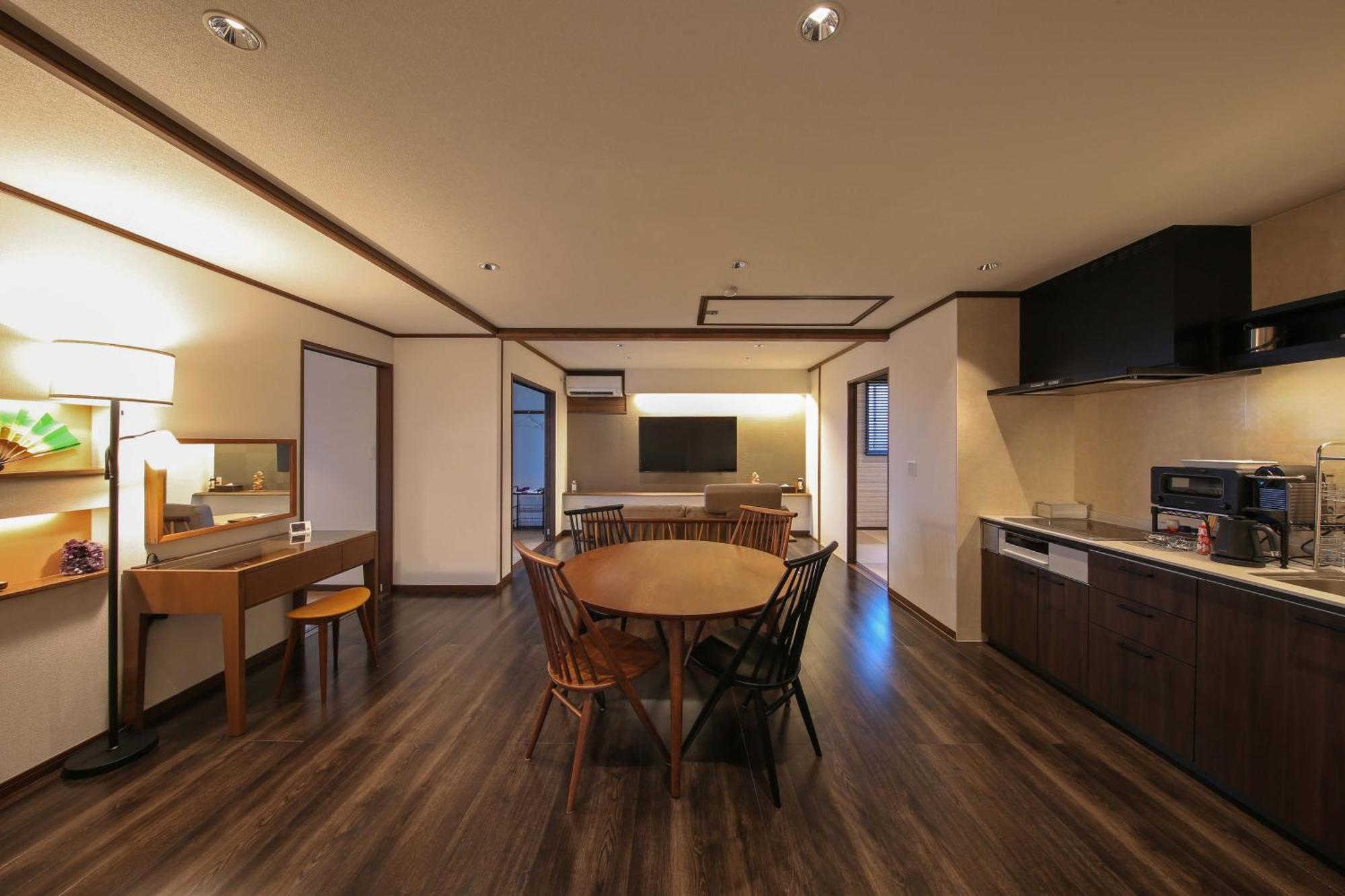 Romanstay Takayama  Eksteriør billede